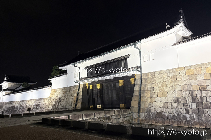 二条城の外周は約2キロ！夜ラン＆散歩におすすめ