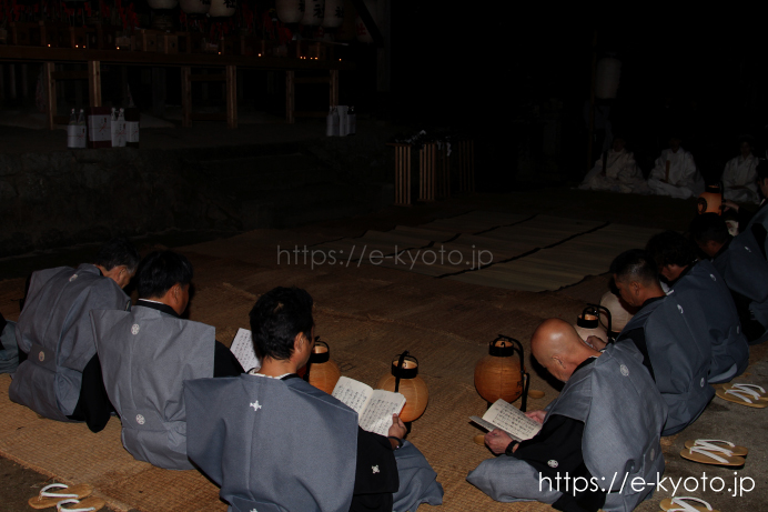 謡曲「高砂」を歌う